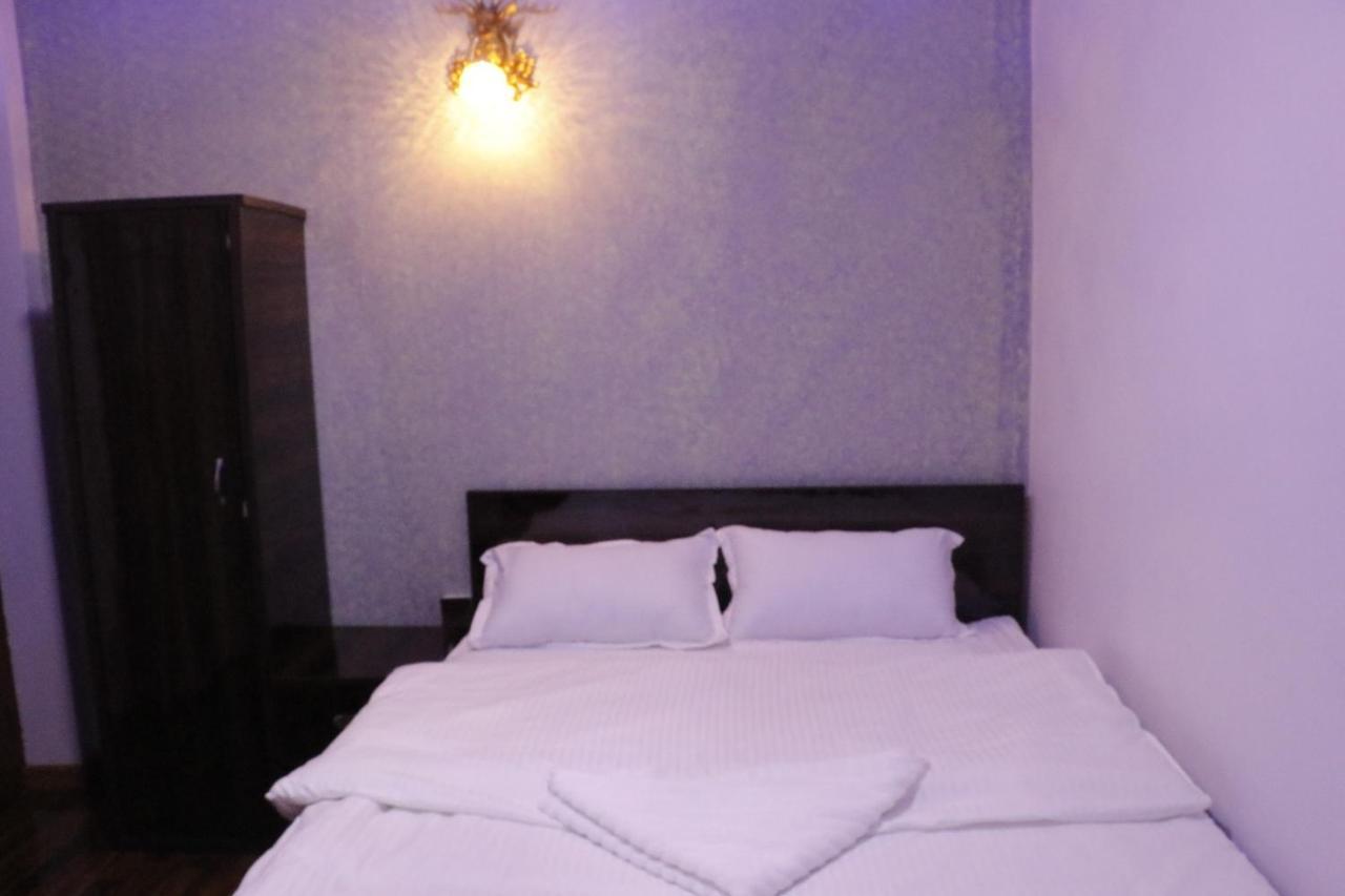 Serene B&B Катманду Екстериор снимка